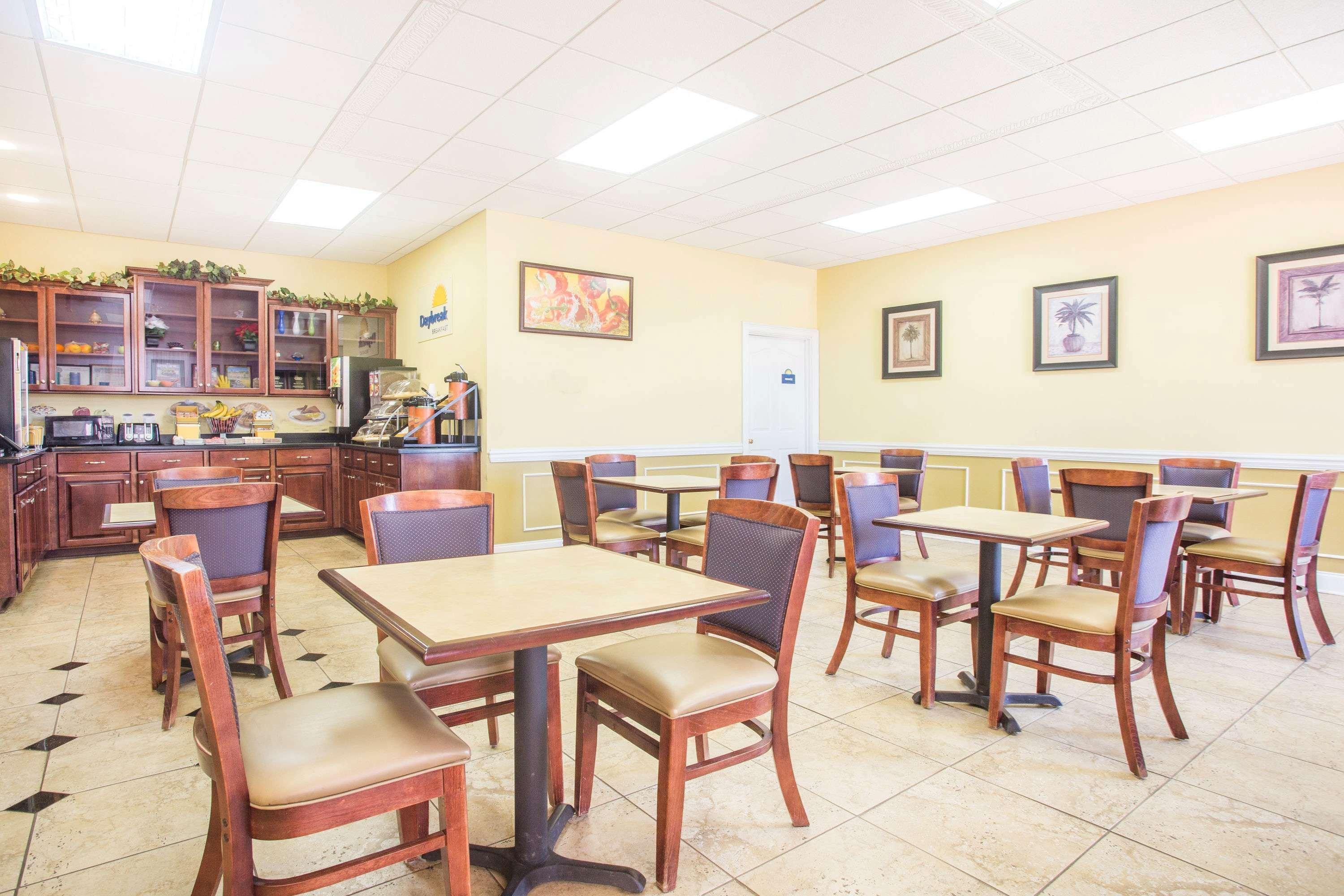 Days Inn & Suites By Wyndham Swainsboro Luaran gambar